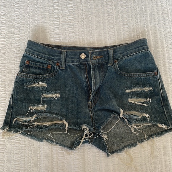 LEVIS denim shorts - Picture 2 of 2